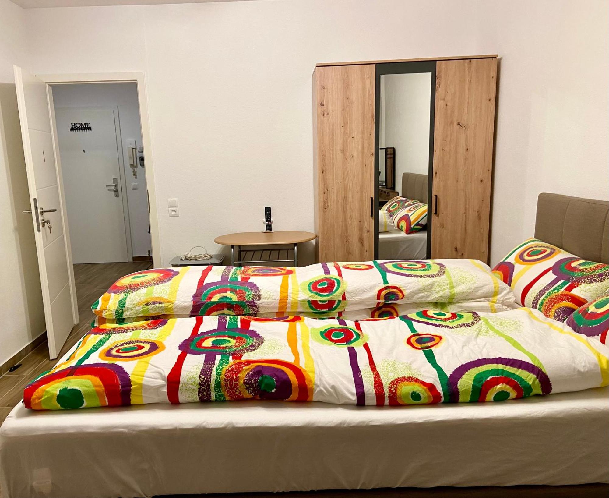 Apartment In Zentrum เครเฟลด์ ภายนอก รูปภาพ